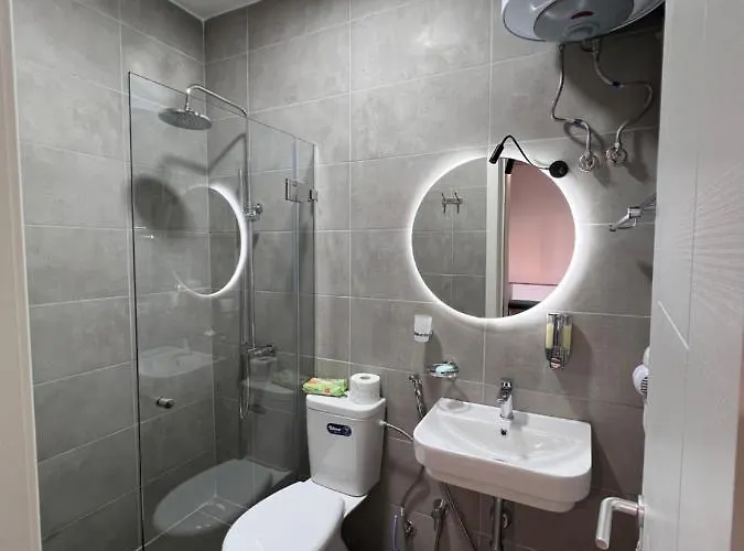 Apartmanhotel Grand Park & Bllok Area 3*