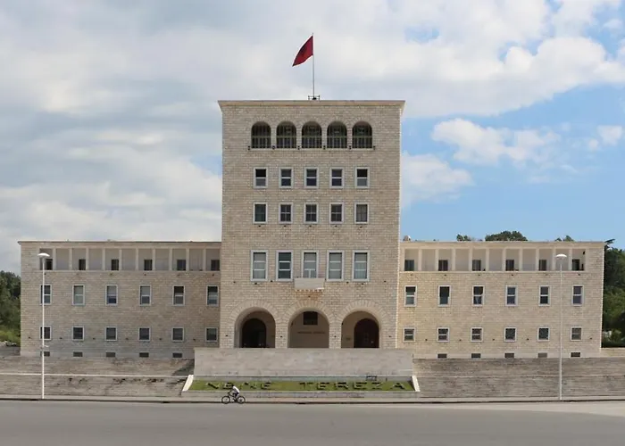 Grand Park & Bllok Area Apartahotel 3*