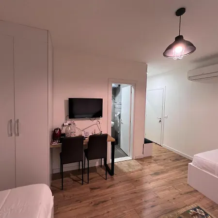 Grand Park & Bllok Area Appart hôtel Tirana