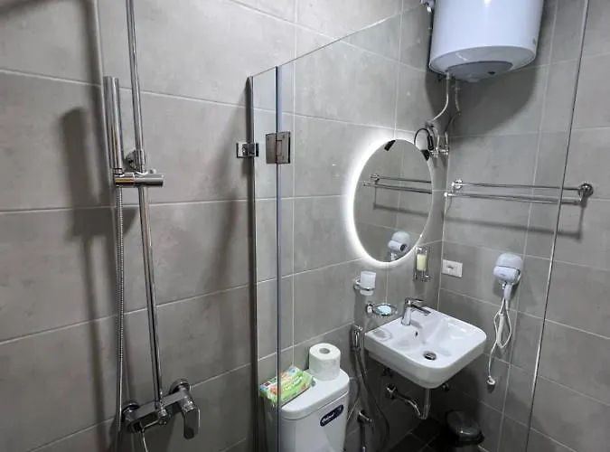 Grand Park & Bllok Area Tirana